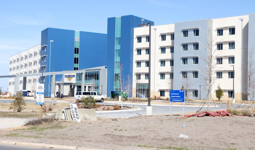Picture of building under construction.