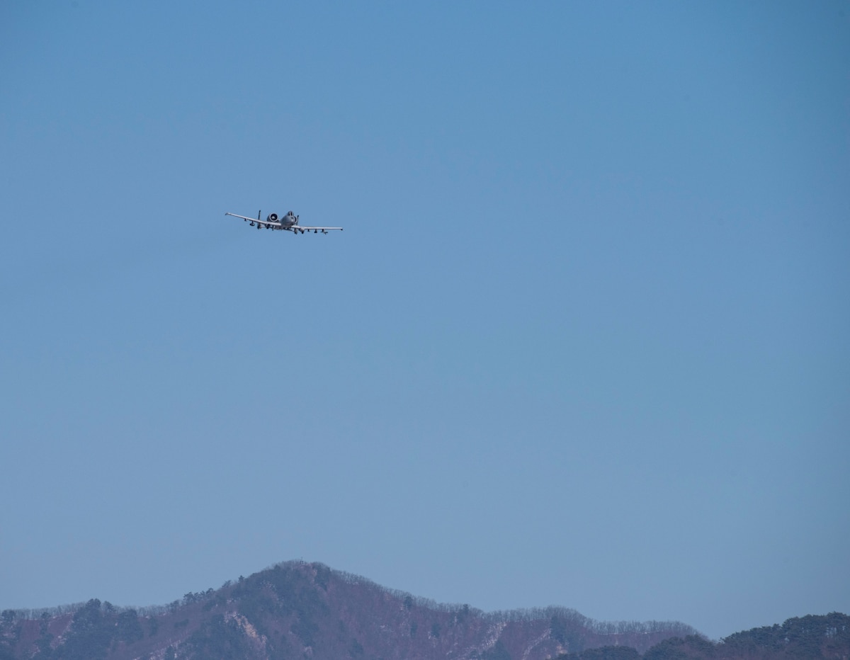 A U.S. Air Force A-10 Thunderbolt II assigned to the 25th Fighter Squadron prepares to conduct a simulated attack run during a joint exercise in Hongcheon