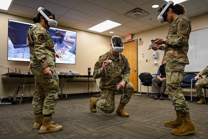 Airmen demo medical training using virtual reality