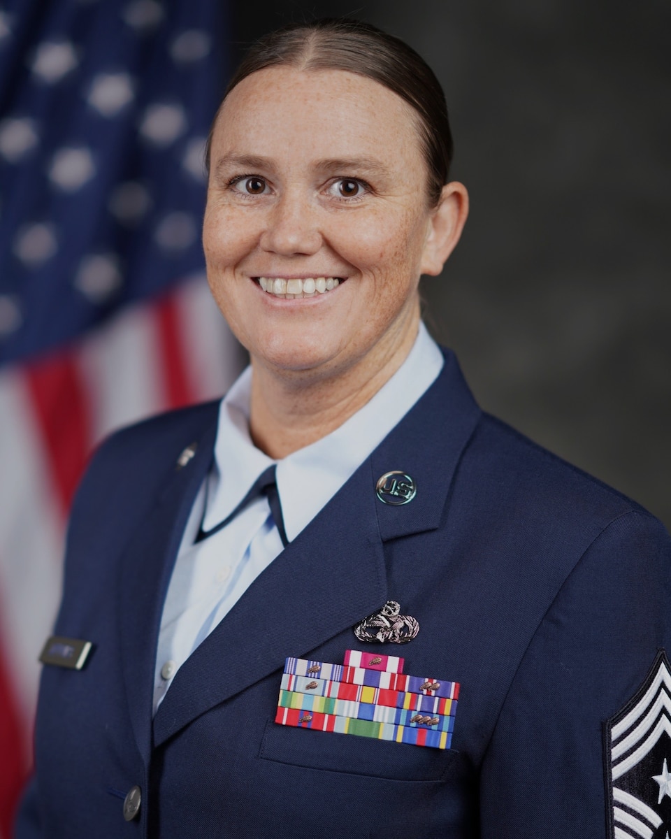 Official photo of Command Chief Master Sgt. Michelle Jeffries.