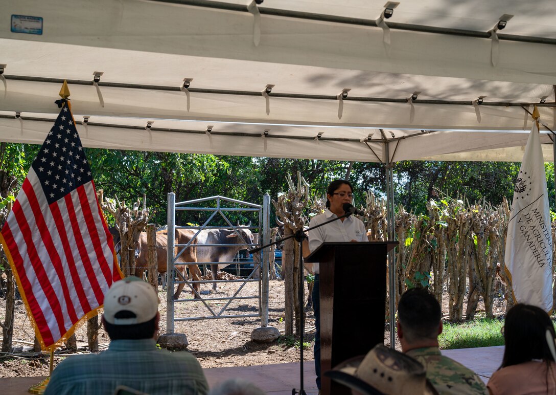 U.S. military members and El Salvadoran agricultural officials attend a ceremony Feb. 19, 2025, to highlight a joint initiative to combat vector-borne illnesses in livestock.  The initiative aims to curb the spread of vector-borne illnesses that threaten animal and human populations. (U.S. Air Force photo)