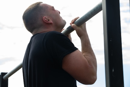 A South Carolina National Guard Soldier participates in the German Armed Forces Proficiency Badge physical fitness test with foreign military personnel from the German and Colombian armies during the South Carolina phase of the Best Warrior Competition at the South Carolina National Guard McCrady Training Center, Eastover, South Carolina, Feb. 24, 2025. The BWC promotes excellence and resiliency in the National Guard.