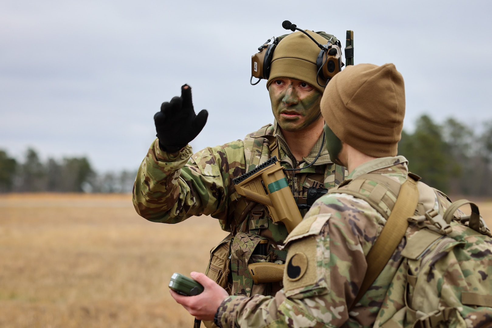 Saber Soldiers conduct route reconnaissance training