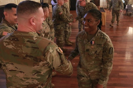 Soldiers receive medals