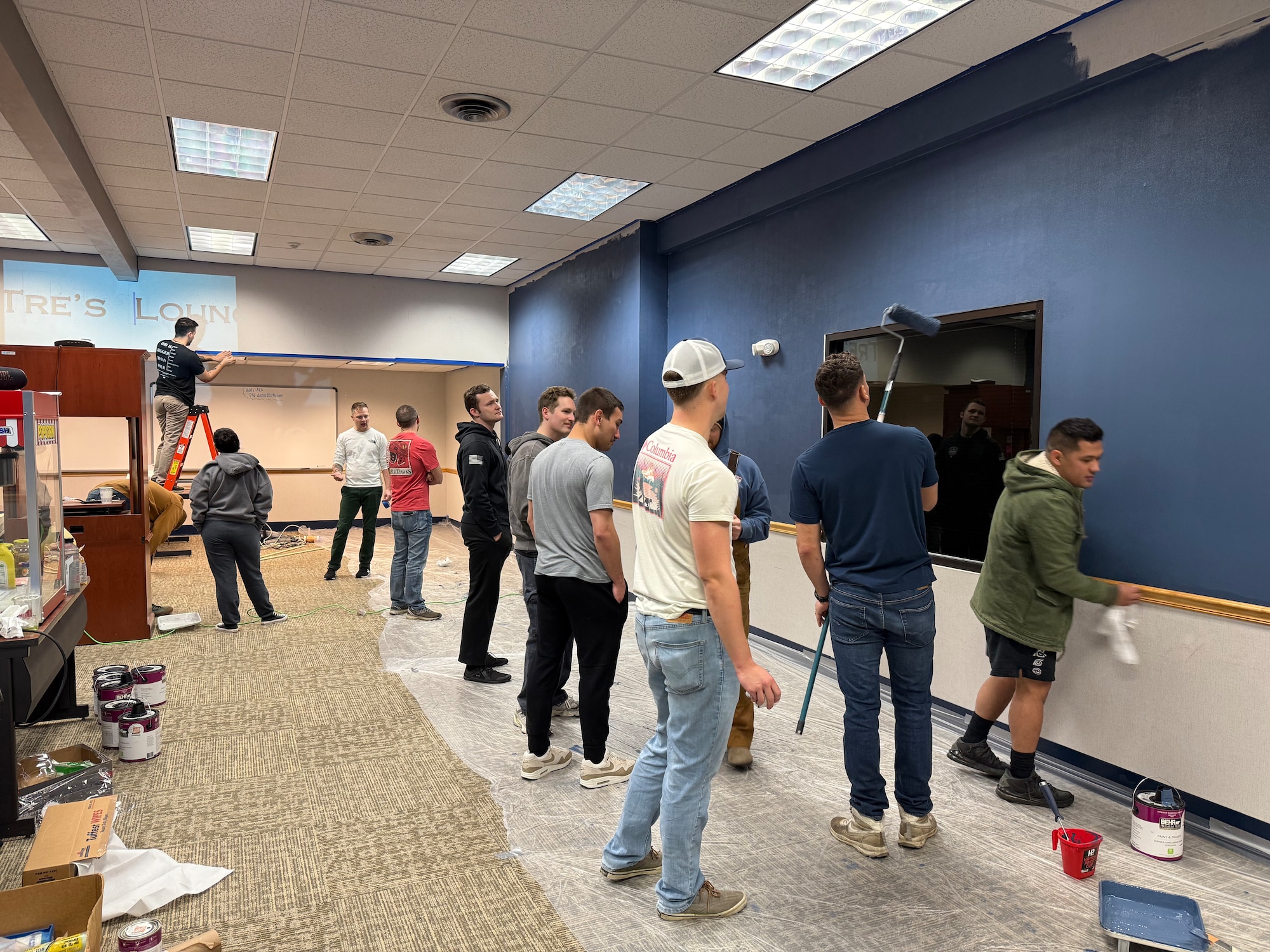 Airmen update ALS Heritage Room