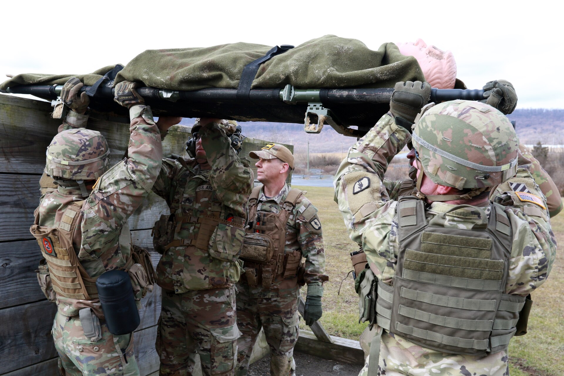 U.S. Army National Guard Soldiers with the 166th Regiment - Regional Training Institute completed a Combat Lifesaver course at Fort Indiantown Gap, Pa. Dec. 16-20, 2024. (U.S. Army National Guard photo by Sgt. 1st Class Shane Smith)
