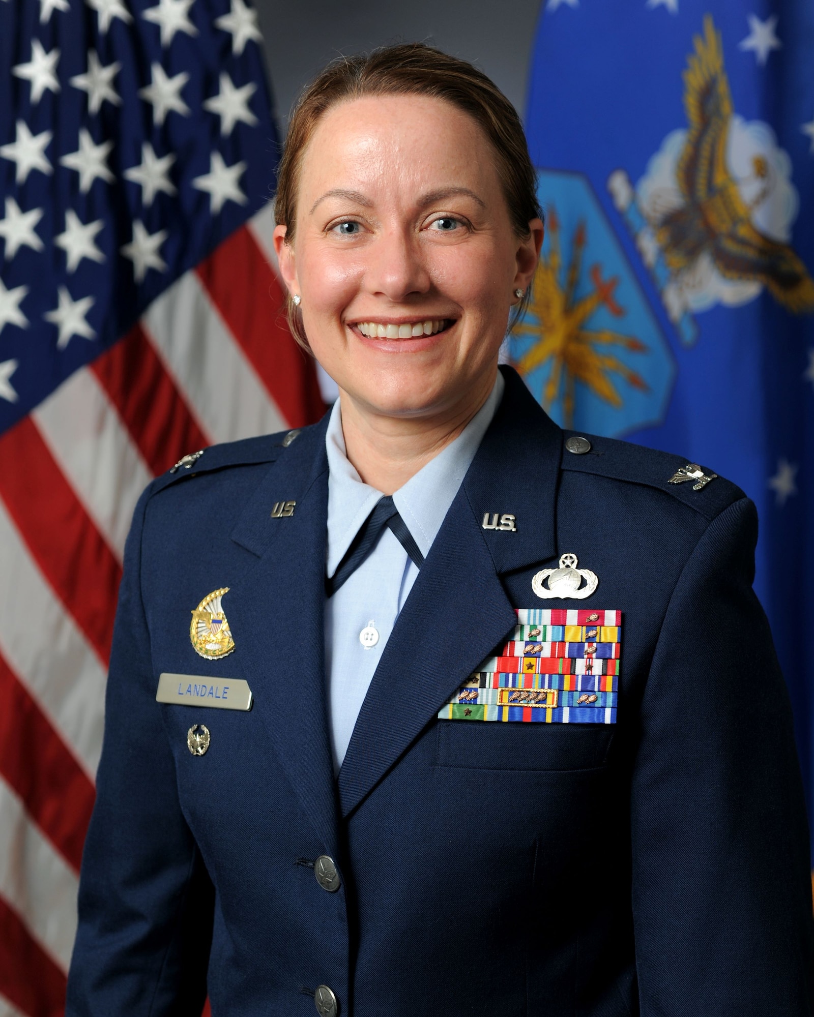 Official photo of Col. Landale