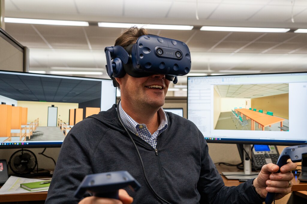 Bob Hooe, Design Branch, Architectural Section Engineering Technician, demonstrates how the Project Design Team is using VR technology to meet their goals.