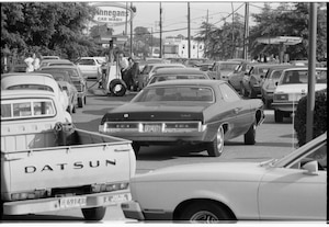 Drivers wait for fuel on June 15, 1979.