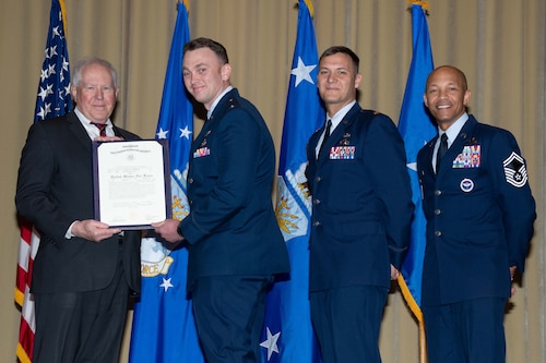 Image of Airmen