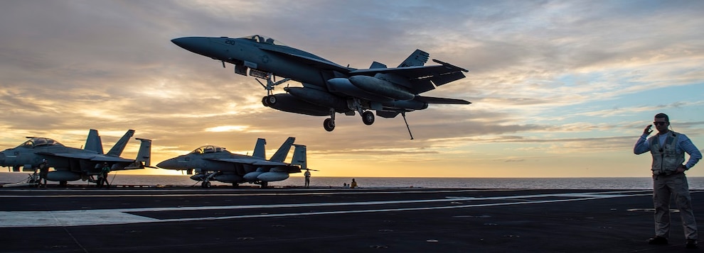 An F/A-18E Super Hornet assigned to the “Stingers” of Strike Fighter Squadron (VFA) 113 approaches the flight deck of the Nimitz-class aircraft carrier USS Carl Vinson (CVN 70) during flight operations, Dec. 5, 2024.