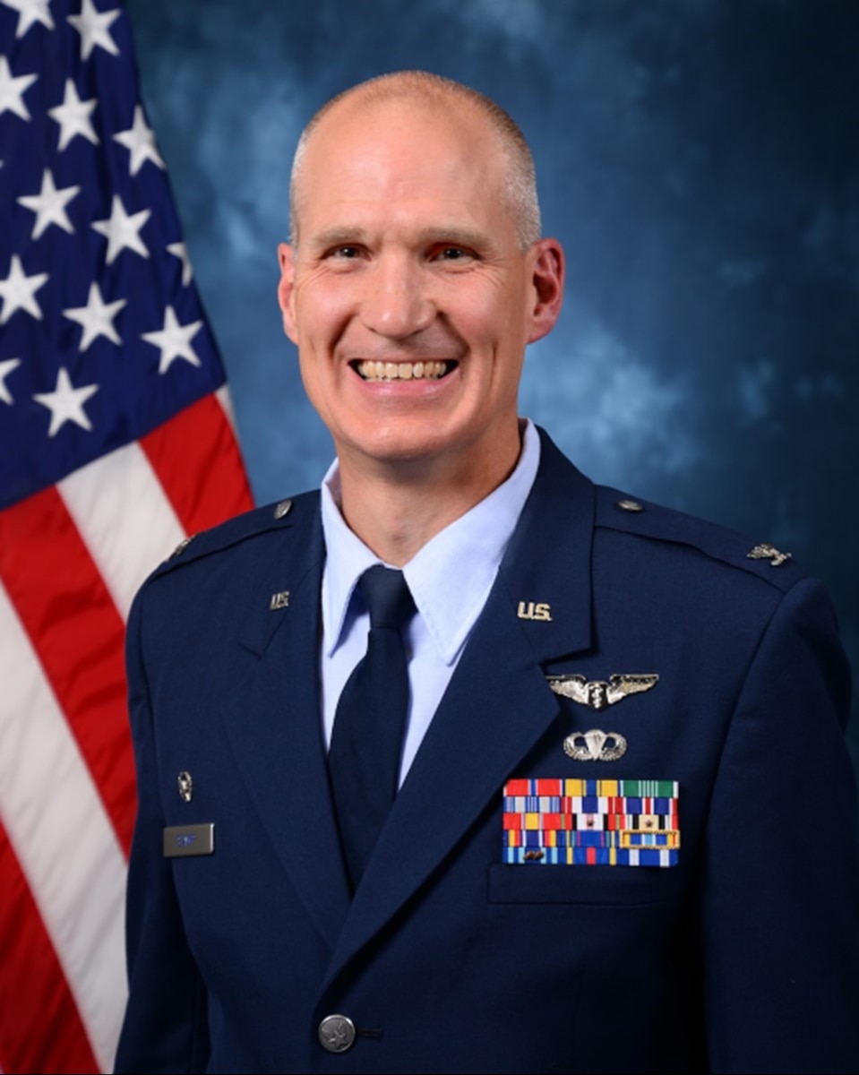 This is the official portrait of Col. Thomas W. Stamp.