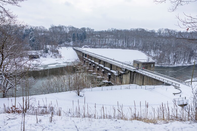 The Shenango River Lake hosted its fifth annual Eagle Fest at the lake in partnership with other natural conservation agencies, including Shenango River Watchers, the Pennsylvania Game Commission, and other volunteer groups.