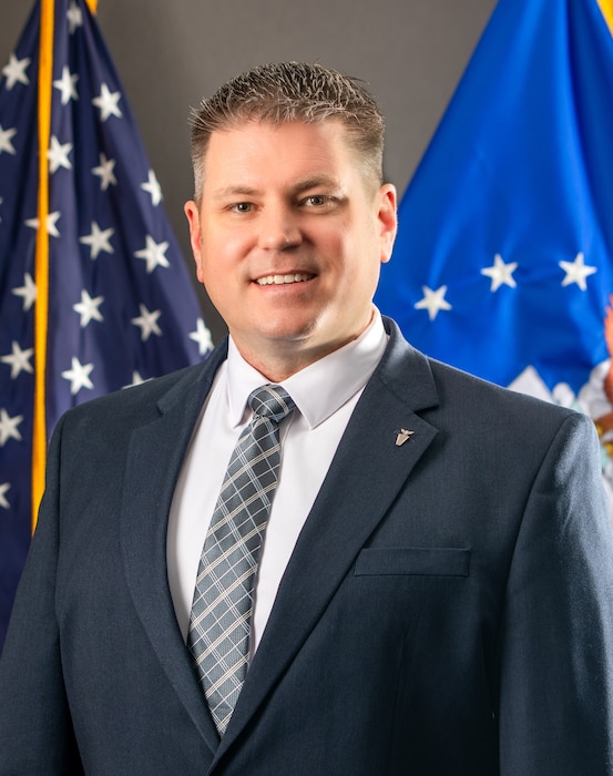 The official portrait of Mr. Bernys