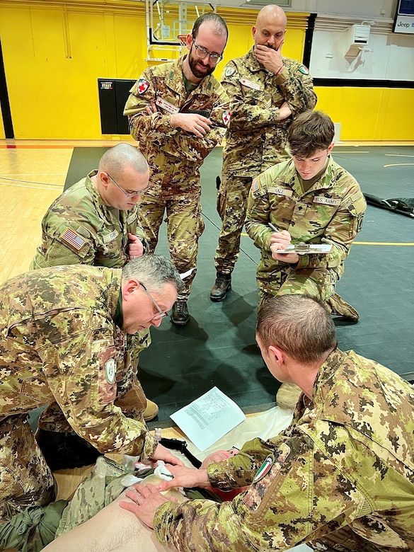 Realistic medical training challenges U.S. Army Reserve Soldiers, Italian Red Cross