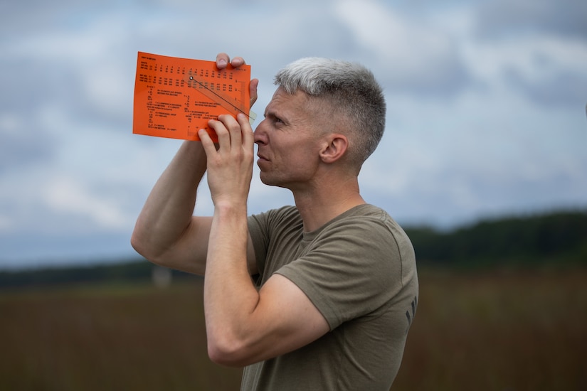 Army Reserve paratroopers participate in airborne training