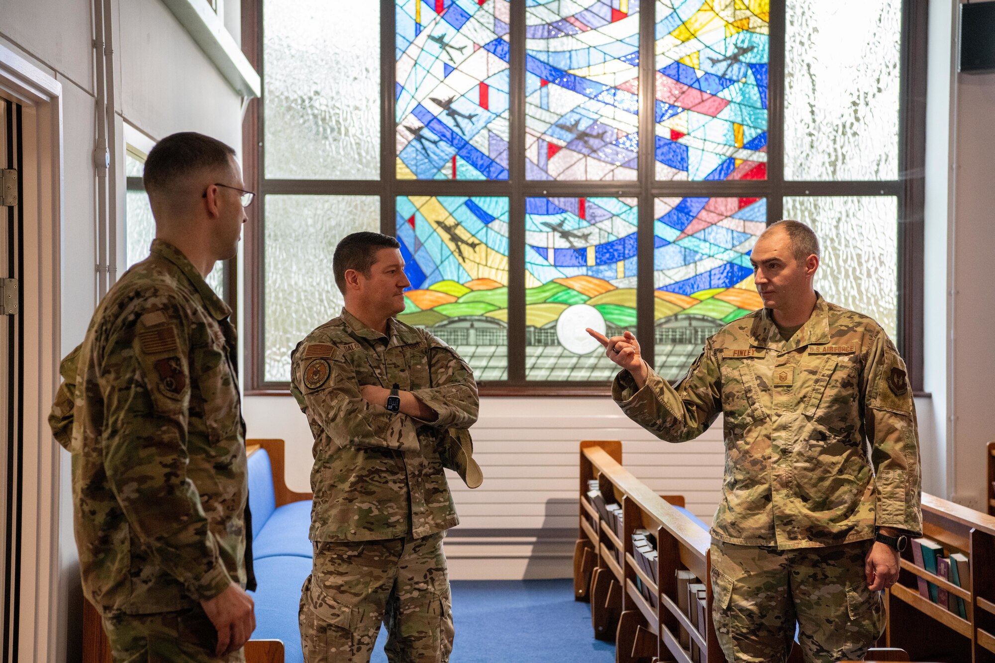 Chaplains talk to each other