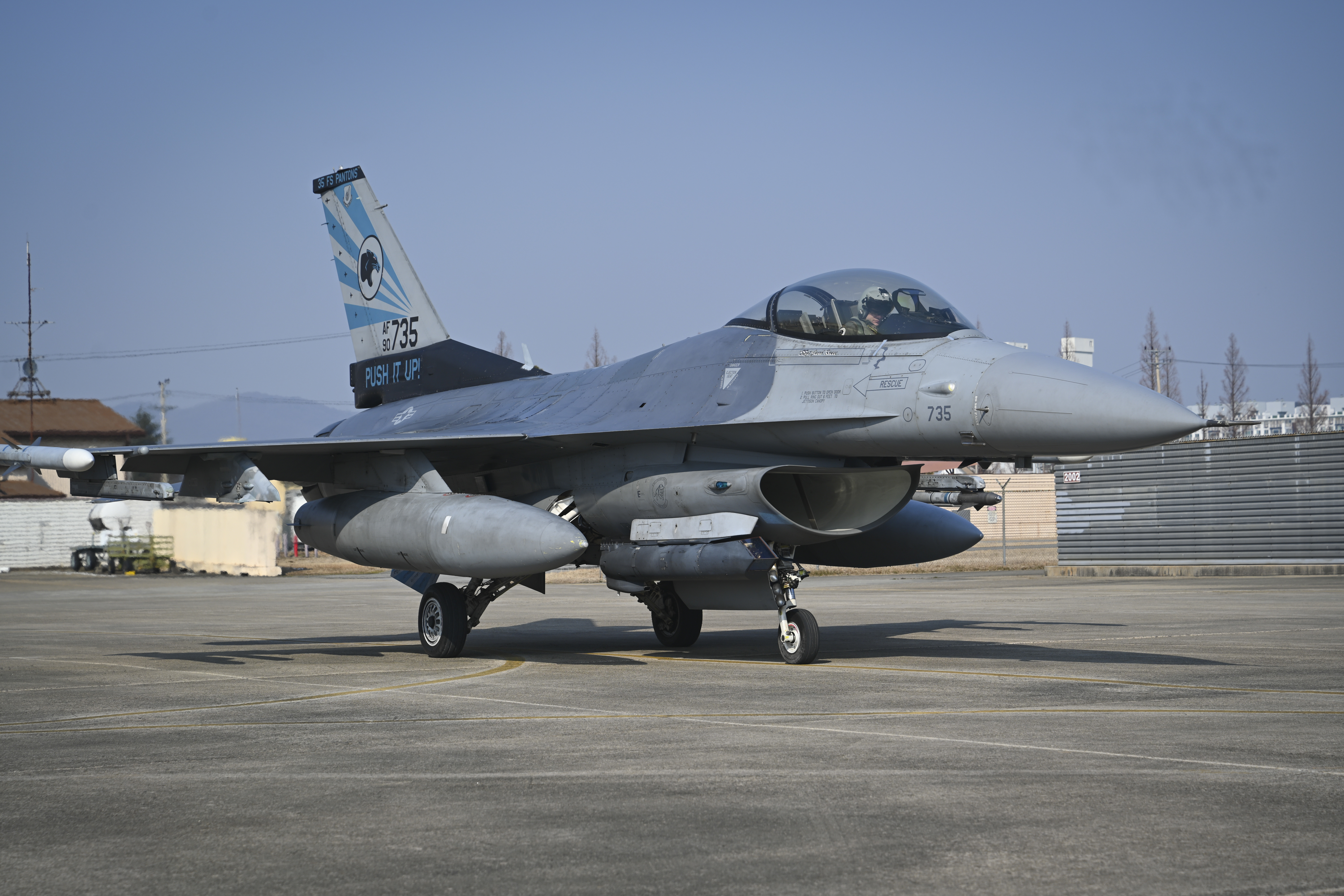 口コミ・レビュー評価が高いおすすめ人気商品の通販 Wolf Pack F-16s forward deploy to Gwangju Air Base during その他