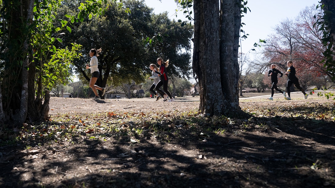 Runners practice for the 2025 Armed Forces Men’s and Women’s Cross Country Championship at Windcrest Golf Club in Windcrest, Texas, on Jan. 24, 2025. The championship is scheduled for Jan. 25. (DoD photo by EJ Hersom)