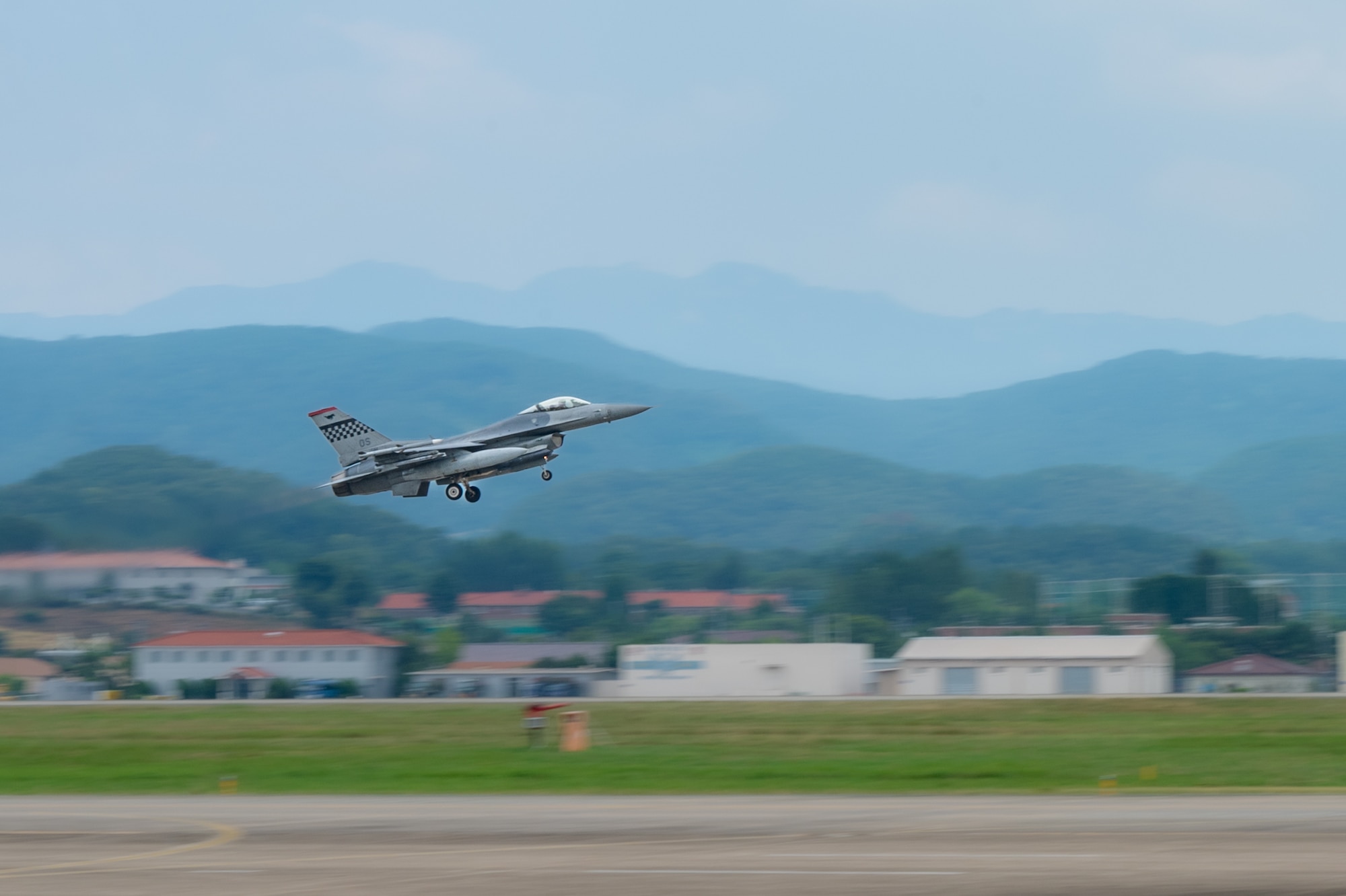A U.S. Air Force F-16 Fighting Falcon assigned to the 36th Fighter Squadron takes off during Ulchi Freedom Shield 24 at an unspecified location in the Republic of Korea, Aug. 19, 2024.