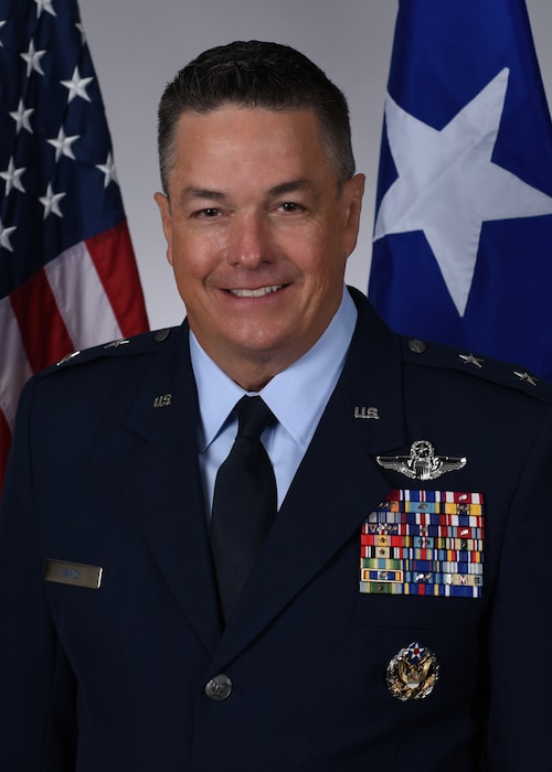 Maj Gen Yancy