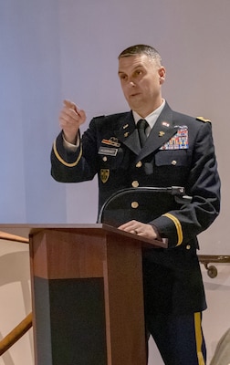 Chief Warrant Officer 4 Keith Hildebrandt, Illinois National Guard’s Senior Property Book Officer, thanks friends, family, and fellow Illinois National Guard members for their support throughout his career during his retirement ceremony Jan. 22 at the Illinois State Military Museum in Springfield.