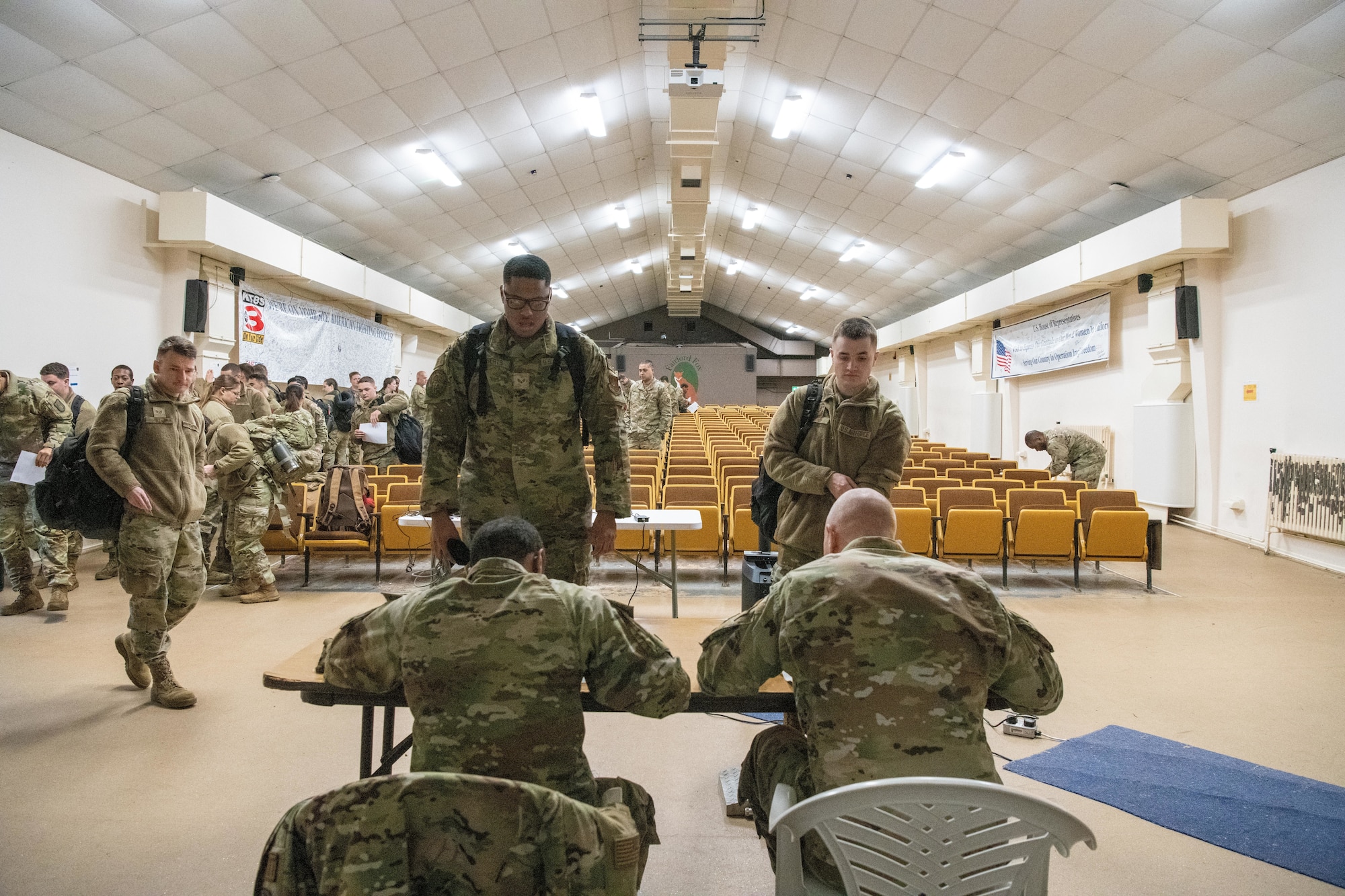Airmen get manifested for redeployment