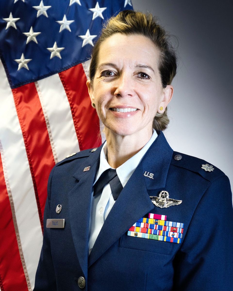Photo of Colonel Amy Tullis