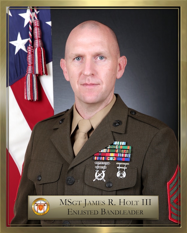 Picture of Master Sergeant James R. Holt III as the III MEF Band Enlisted Bandleader
