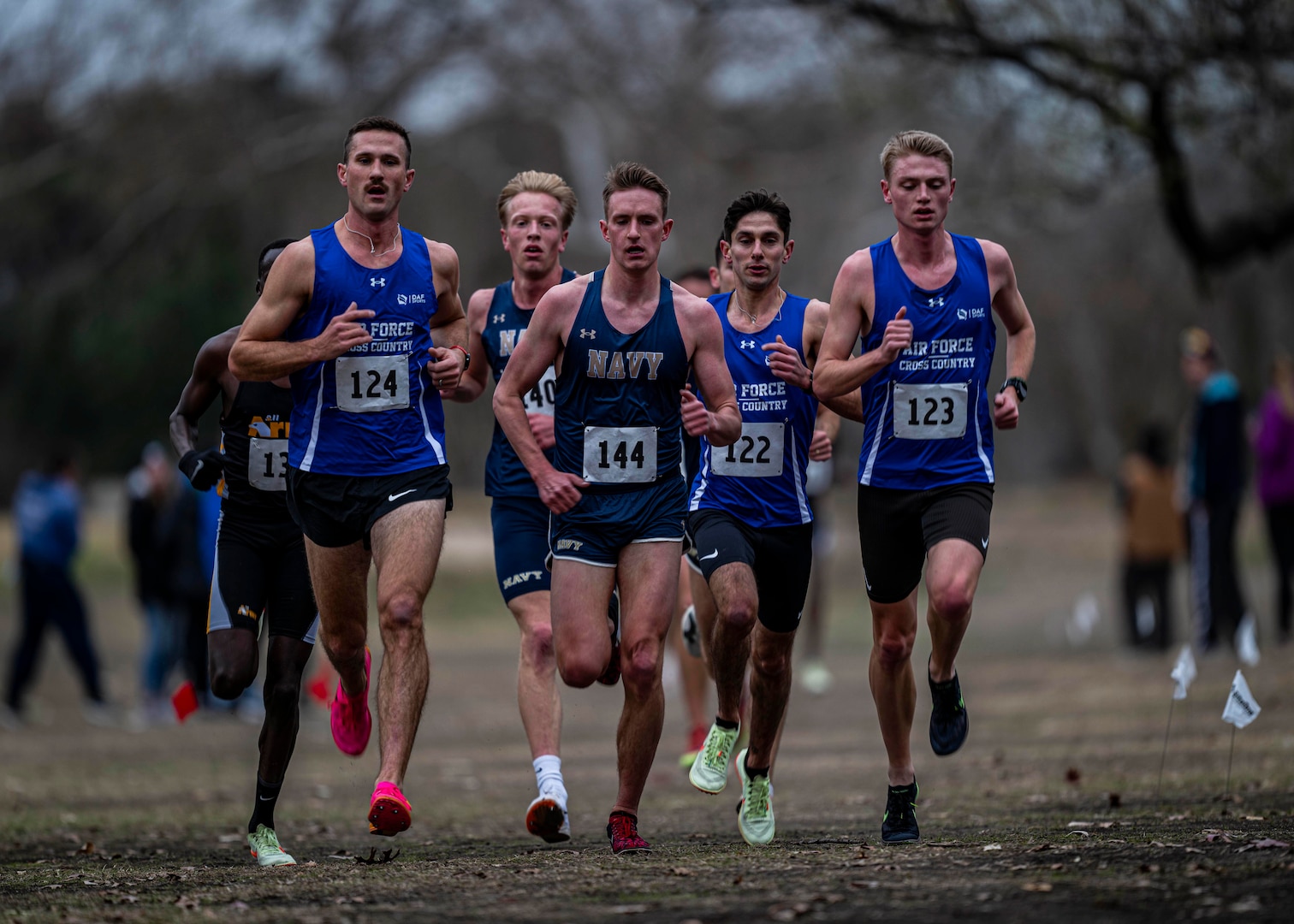 Runners lead the pack during the 2025 Armed Forces Men’s Cross Country Championship at Windcrest Golf Club in Windcrest, Texas, on Jan. 25, 2025. The top five male finishers will earn a spot in the International Military Sports Council (CISM) World Winter Games in Lucerne, Switzerland on March 21. (Department of Defense photo by MC1 Colby A. Mothershead)