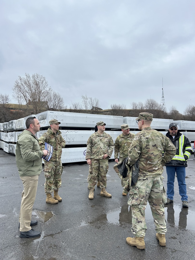 Soldiers, airmen, civil affairs,