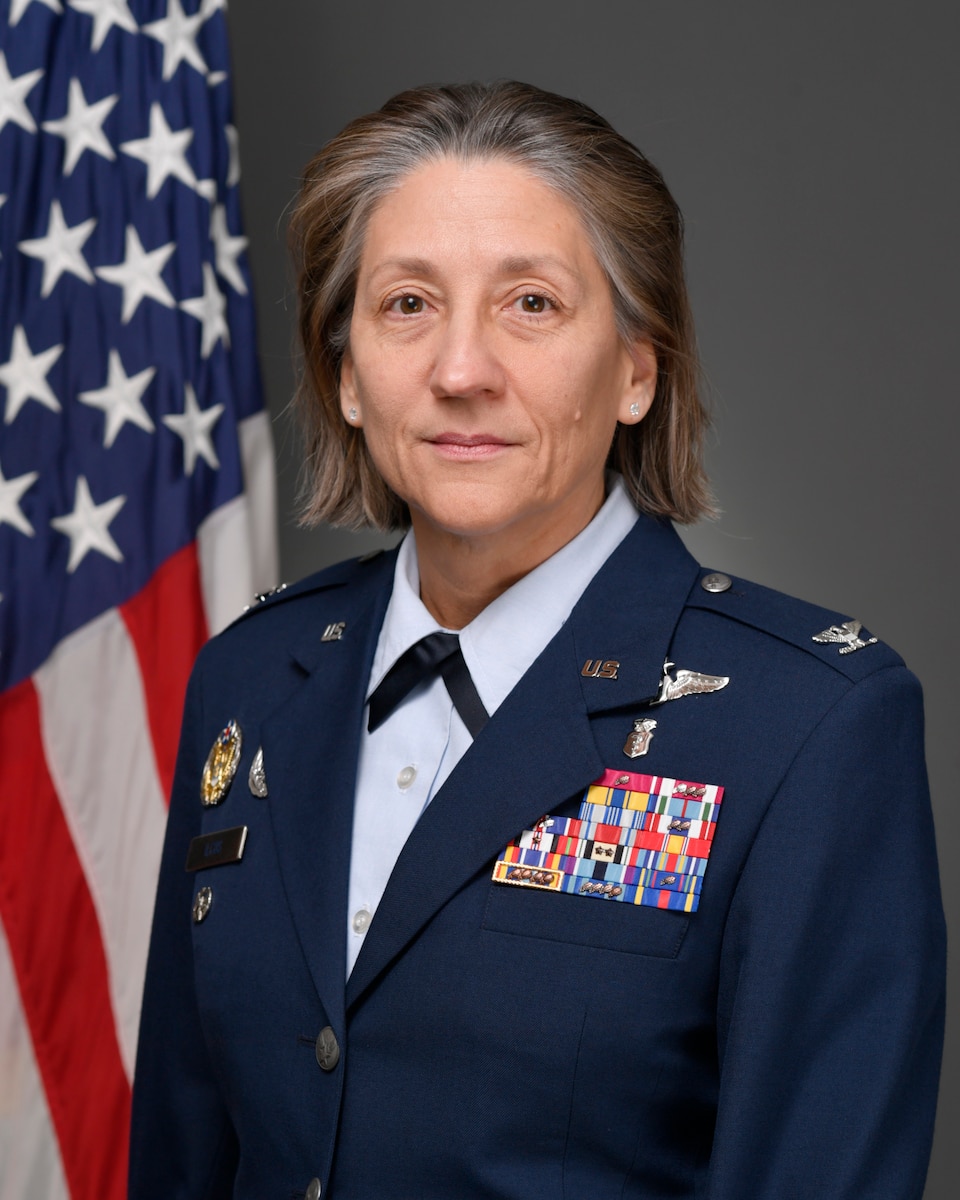 This is the official portrait of Col. (Dr.) Lidia S. Ilcus.