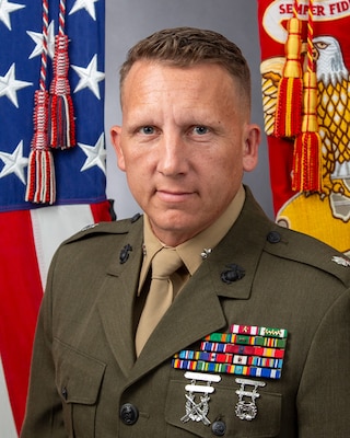 Inspector-Instructor
Combat Logistics Battalion 453