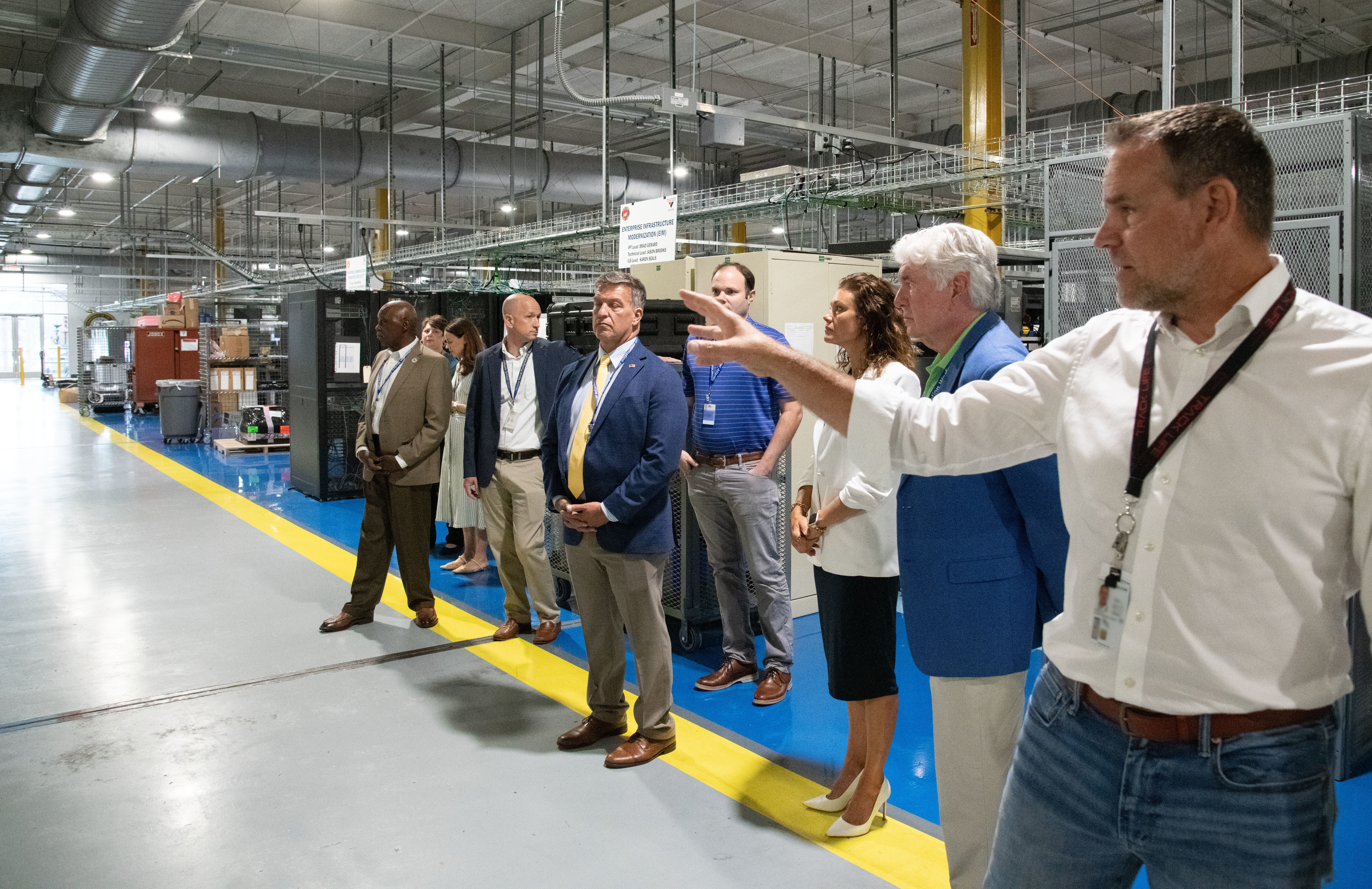 NIWC Atlantic hosted Charleston-area mayors and city council members to learn about some of our recent projects.