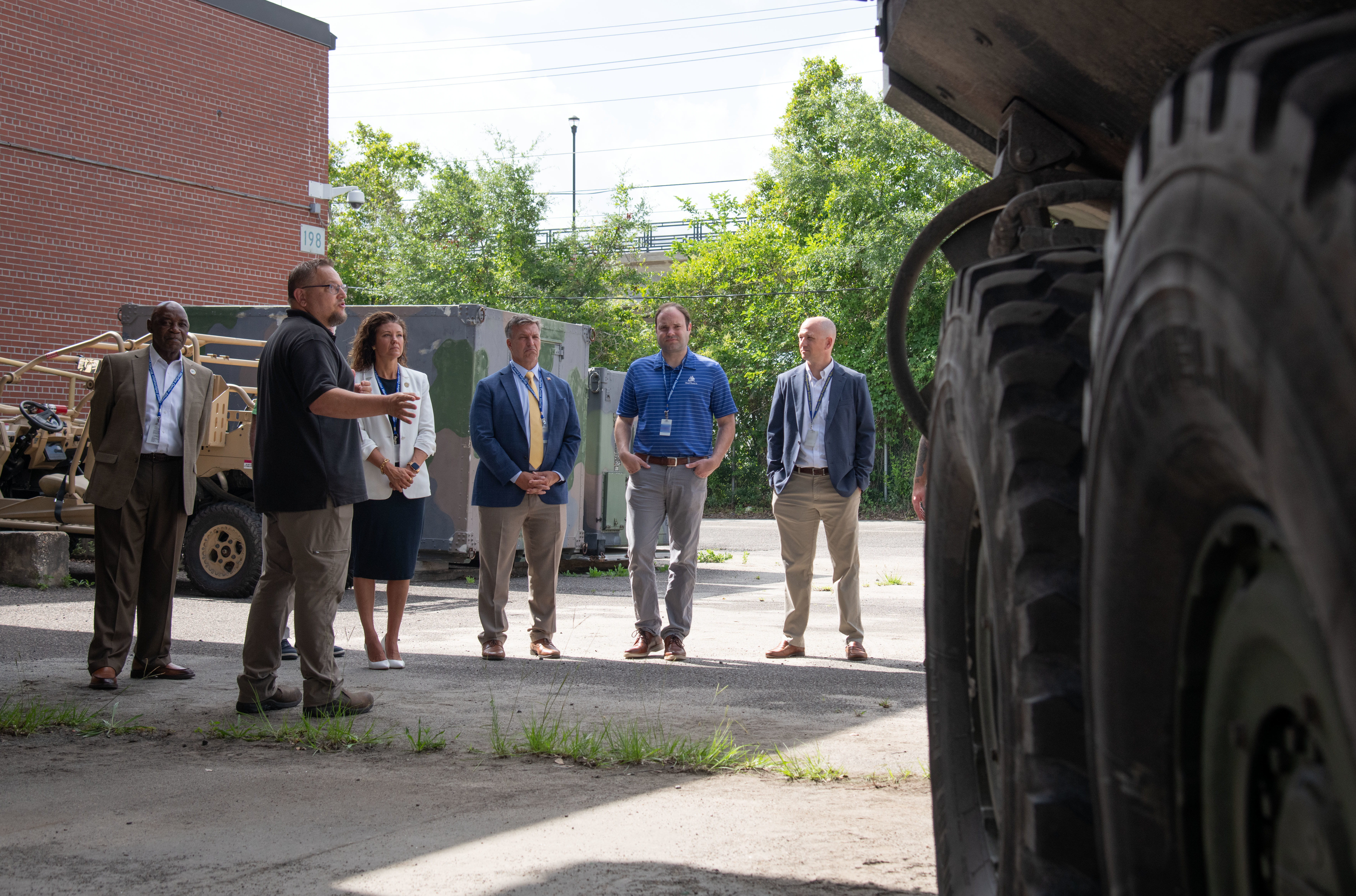 NIWC Atlantic hosted Charleston-area mayors and city council members to learn about some of our recent projects.