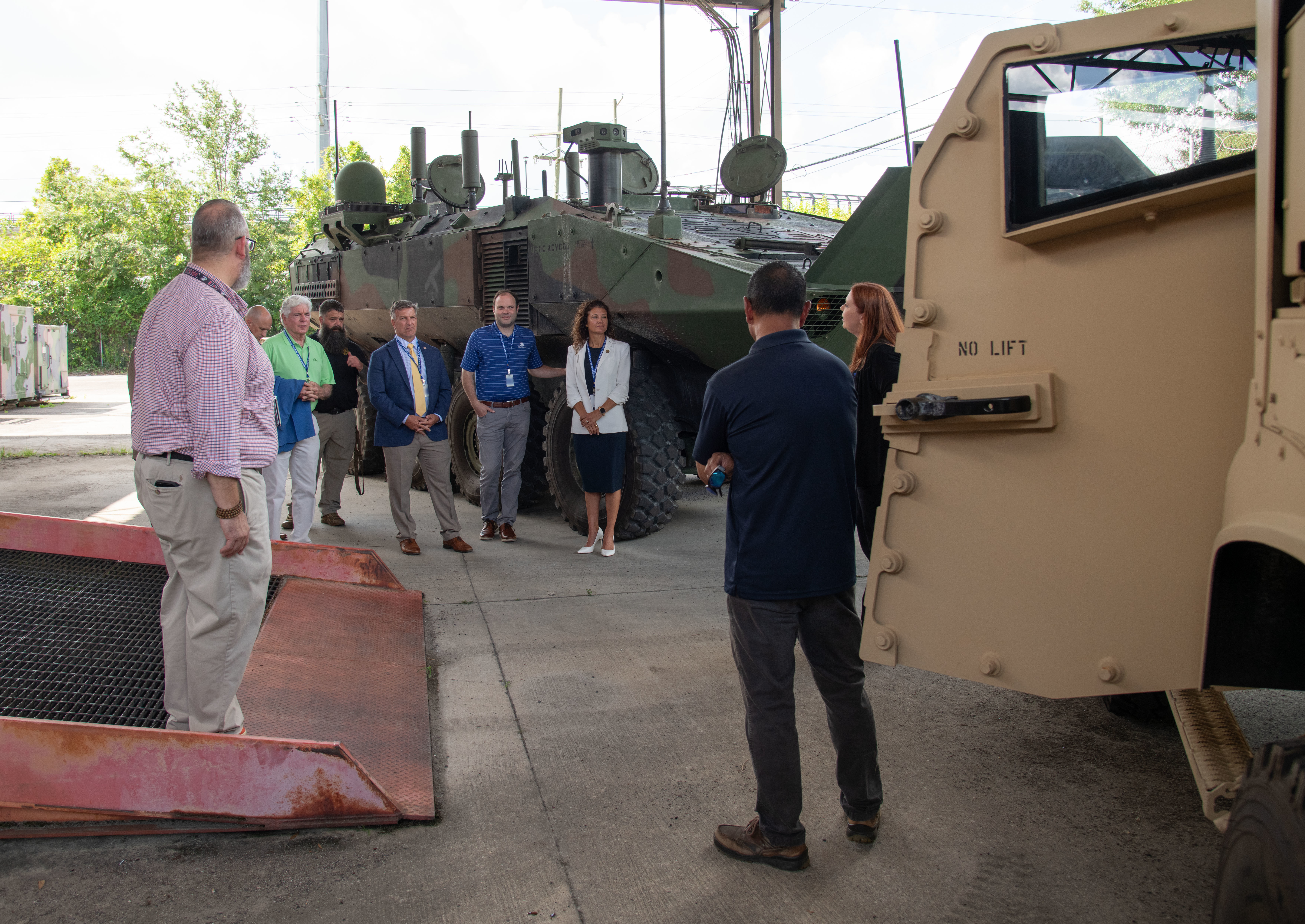 NIWC Atlantic hosted Charleston-area mayors and city council members to learn about some of our recent projects.