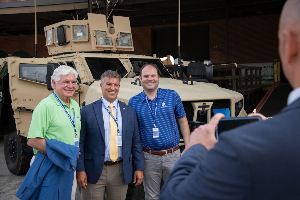 NIWC Atlantic hosted Charleston-area mayors and city council members to learn about some of our recent projects.