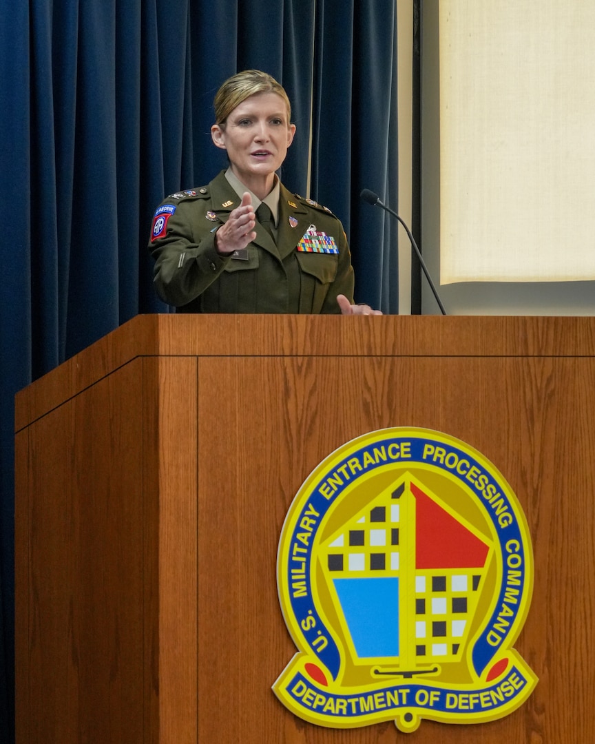 Army Col. Nicole Jepsen, USMEPCOM Eastern Sector commander, shares remarks during her Assumption of Command ceremony. USMEPCOM held an Assumption of Command ceremony for its Eastern Sector on June 2 in North Chicago, Ill.