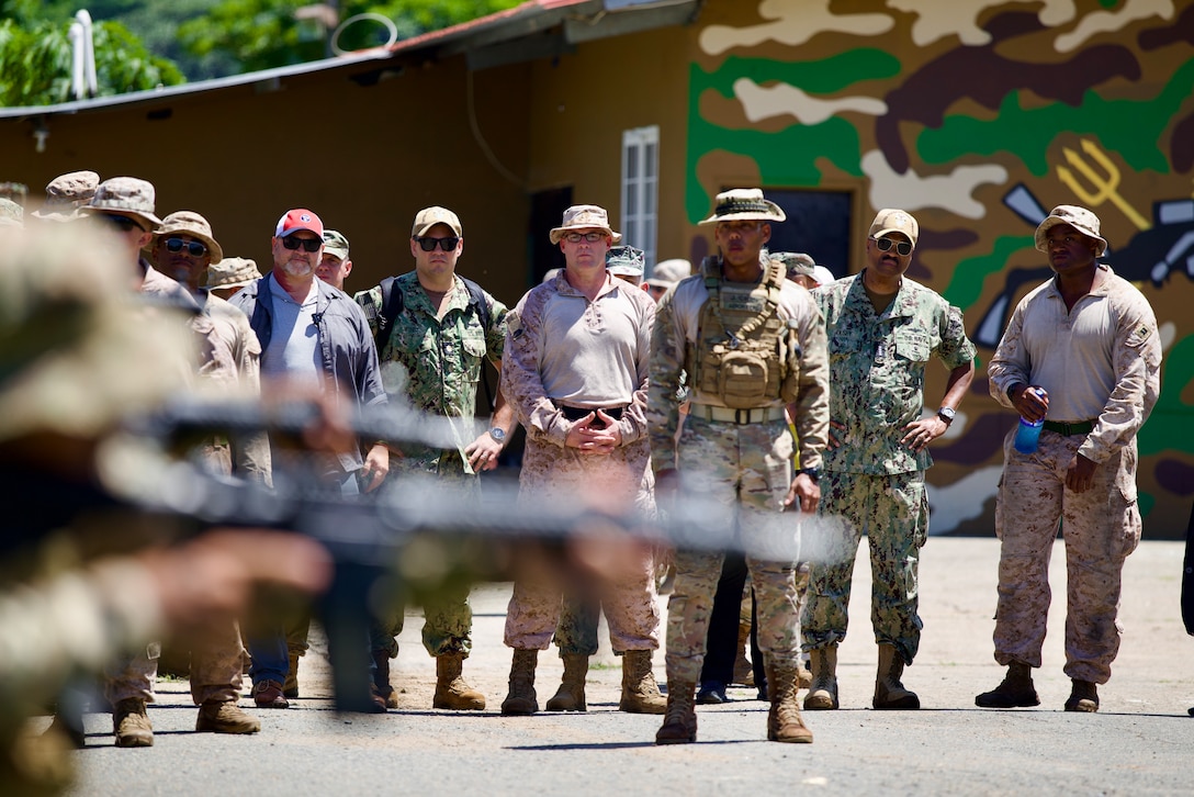 U.S. Navy Adm. Alvin Holsey, second from the right, commander, U.S. Southern Command, observes a dry-fire weapons drill during the second training iteration with the National Aeronaval Service of Panama in Panama, June 26, 2025. Marines with 2nd Battalion, 2nd Marine Regiment and Panama’s forces spent several weeks training together on topics such as live-fire, medical care, jungle training and survival, and land navigation tactics. (U.S. Marine Corps photo by Sgt. Samuel Qin)