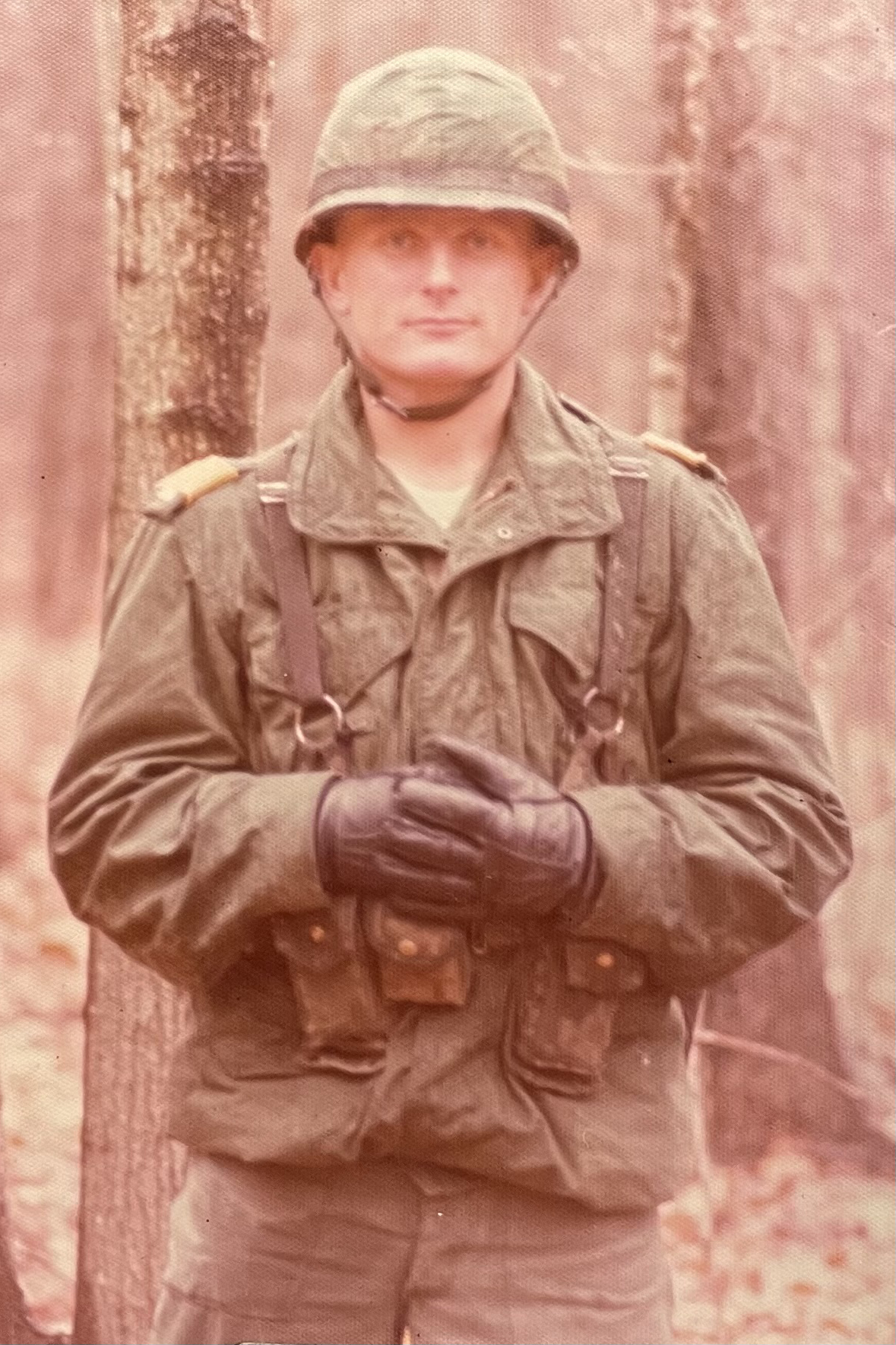 Retired FBI Agent Touts Benefits - 750402 O D0439 001.JPG