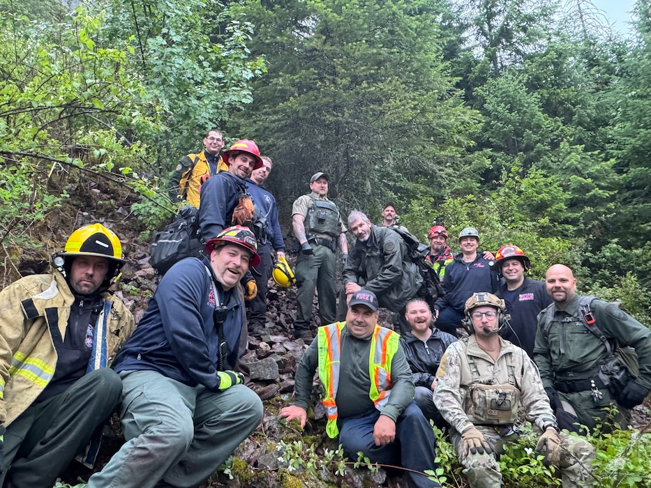 36 RQS Crew and Local First Responders