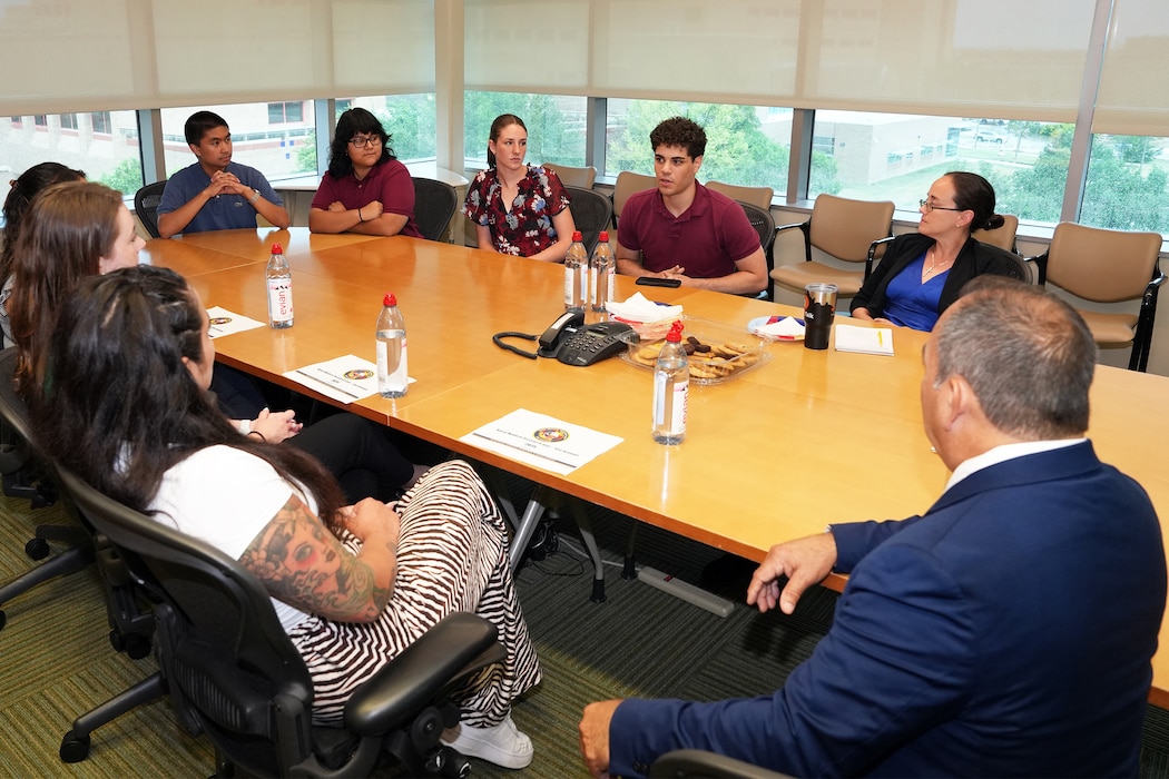 NREIP/SEAP Program Management visits NAMRU San Antonio