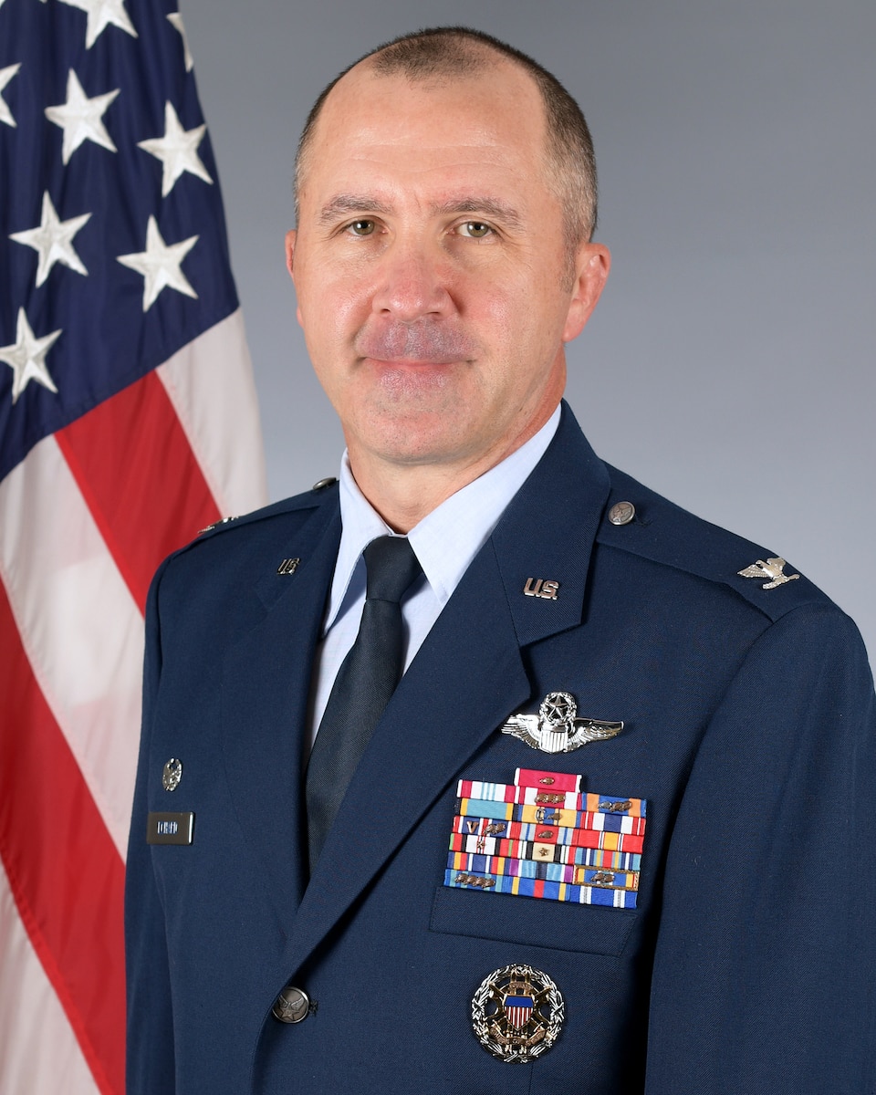 Col. Echard.
