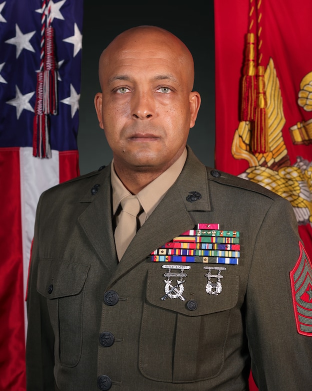 Command portrait of Marine Corps Recruiting Command Sgt. Maj. Jesse Dorsey.