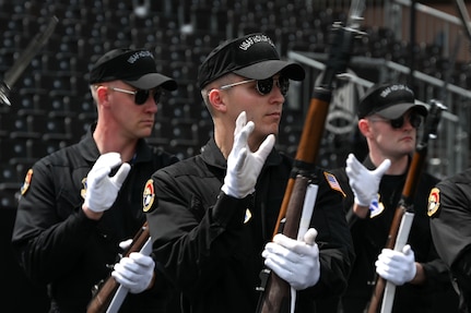 photo of U.S. Air Force Honor Guard Drill Team members rehearsing a routine