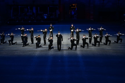 photo of U.S. Air Force Honor Guard Drill Team members rehearsing a routine