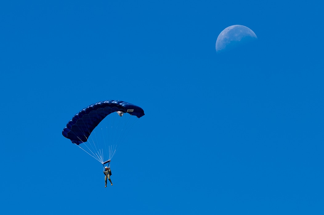 Cadet parachuting