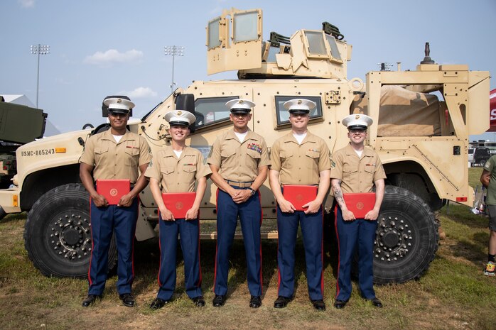 U.S. Marine Corps Sgt. Maj. Carlos A. Ruiz, the 20th sergeant major of the Marine Corps, participates in Marine Week Nashville, Nashville, Tennessee, June 1-2, 2025. As part of Marine Week Nashville, Ruiz met with veterans of the Marine Corps League, was named the Honorary Race Official for the Cracker Barrel 400 at Nashville Superspeedway, participated in a reenlistment ceremony, conducted a physical training event, and was the Guest of Honor for a wreath laying ceremony. Marine Week Nashville featured activations across Nashville and honored the Marine Corps’ legacy of support and fidelity to local communities. (U.S. Marine Corps photo by GySgt Jordan E. Gilbert)