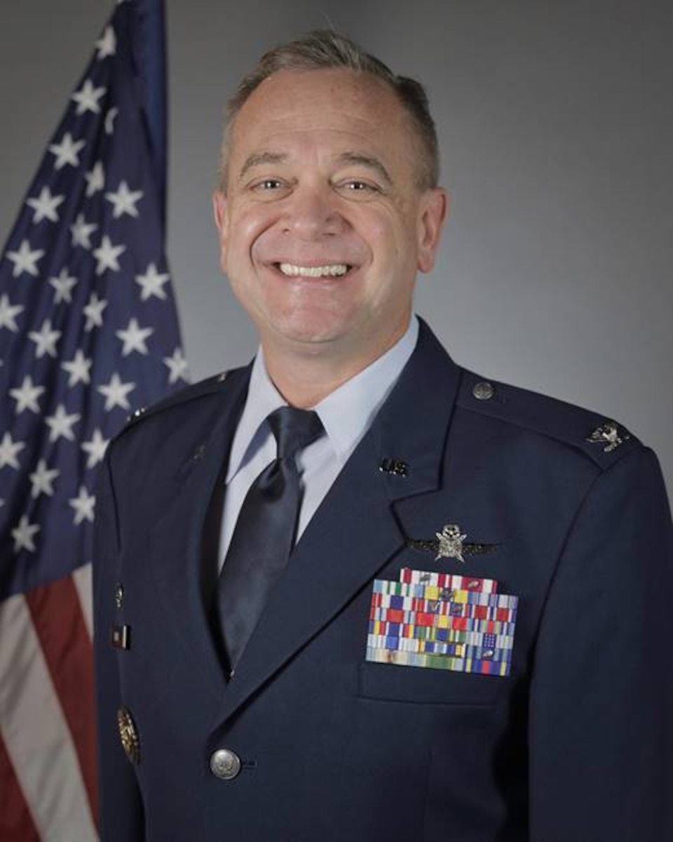 Official photo of Col Andrew P. Feth