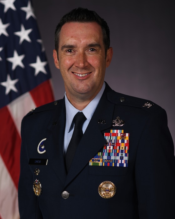 Official Portrait of Colonel Lawrence A. "LA" Smith II